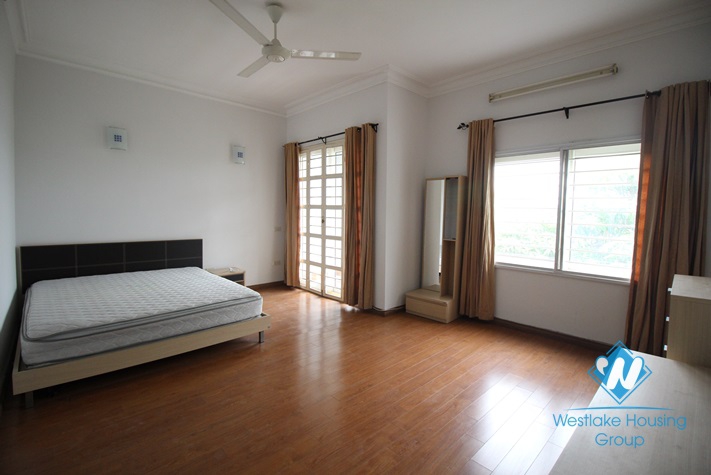 Beautiful house on the lakeside with splendid lakeview